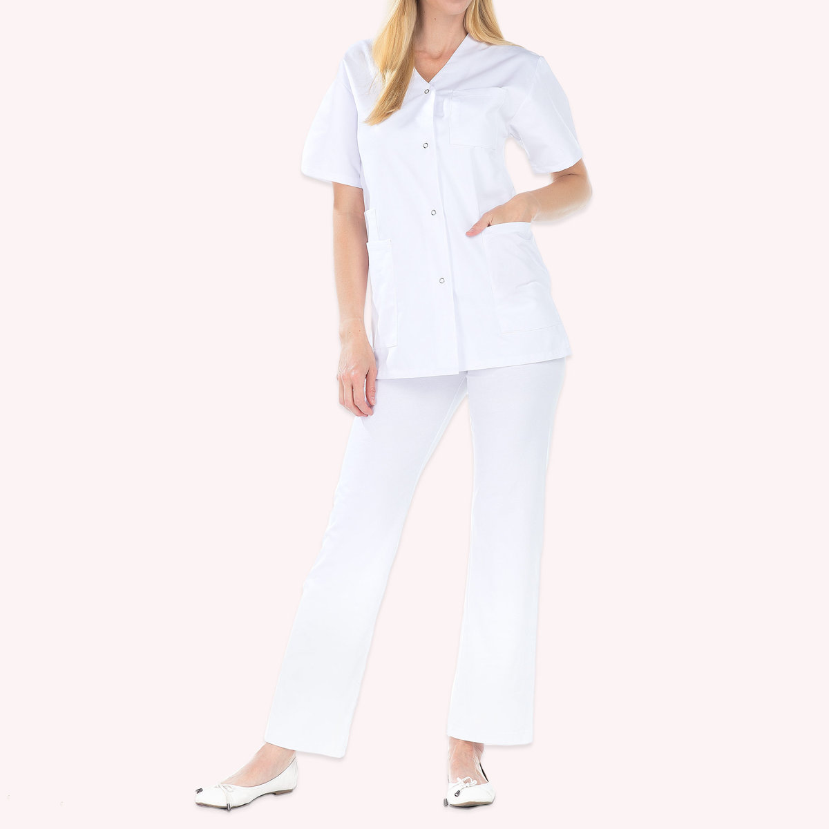 tenue médicale femme, tunique col V, fermeture par pressions.